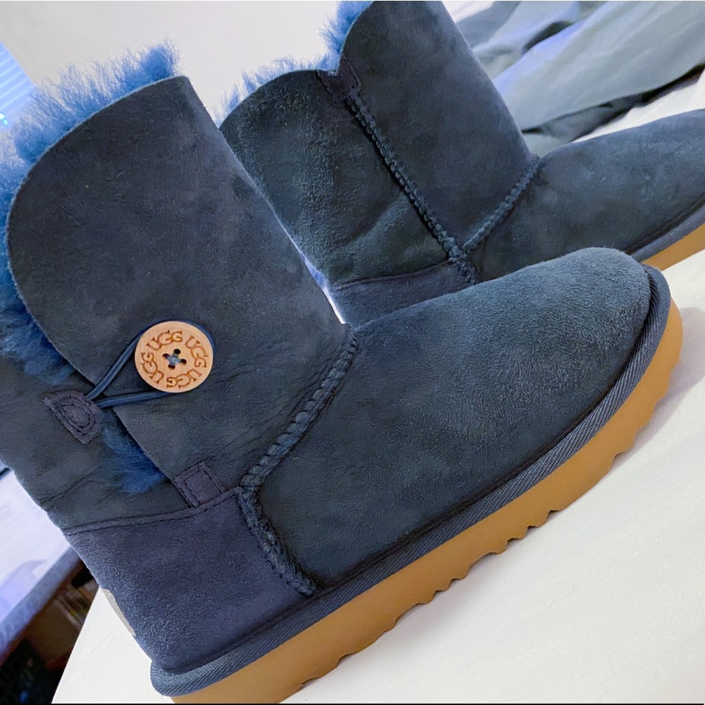 Kid’s Ugg Australia Bailey Button Boot